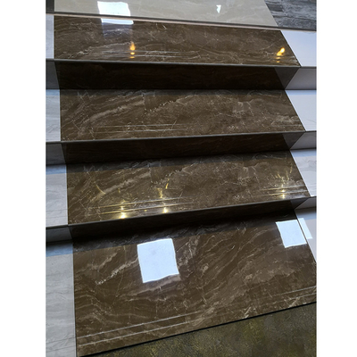 Moderne buitenste trap glijvastheid met glanzende keramische tegels Bullnose Trap Nosing